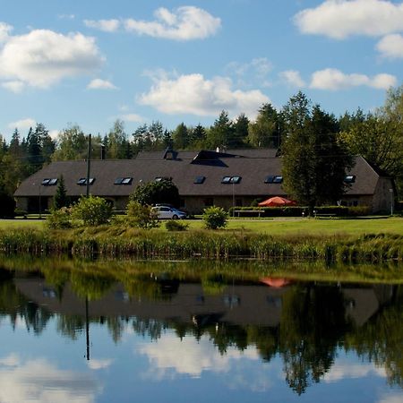 Smeceres Krogs Hotel Madona Kültér fotó