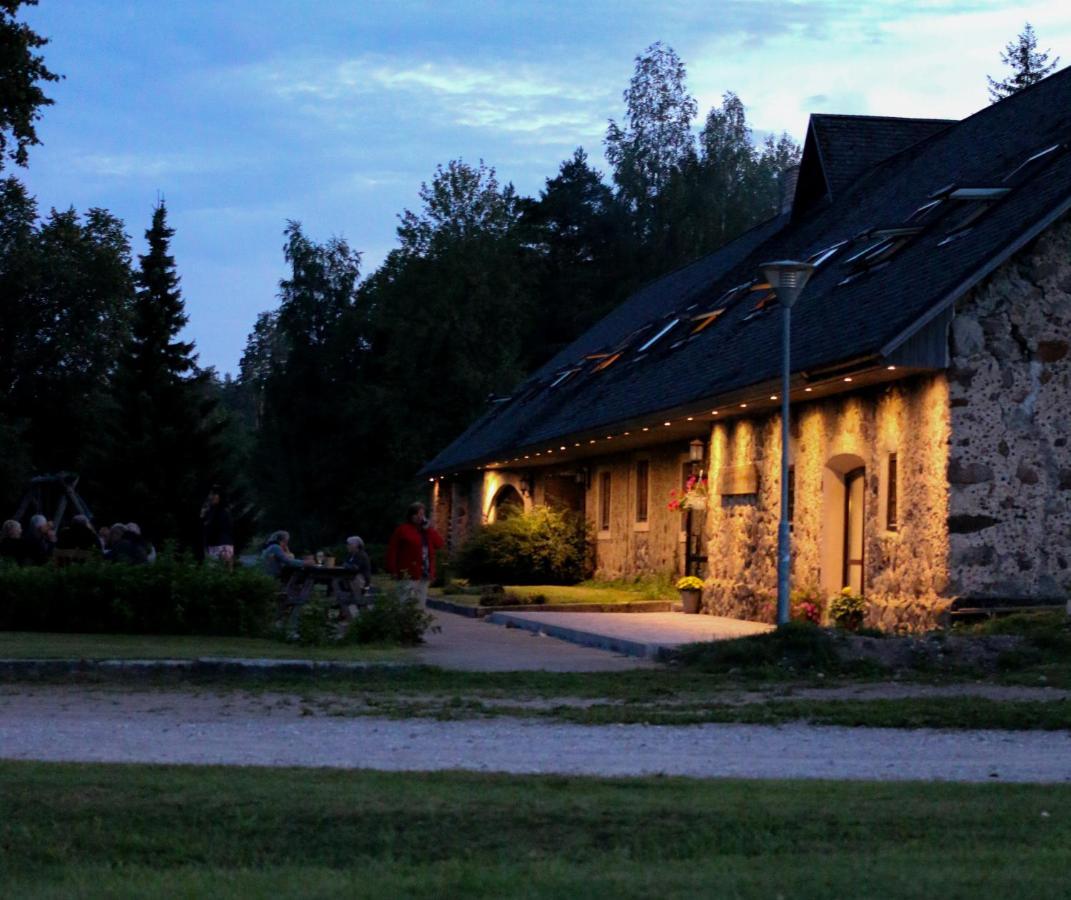 Smeceres Krogs Hotel Madona Kültér fotó